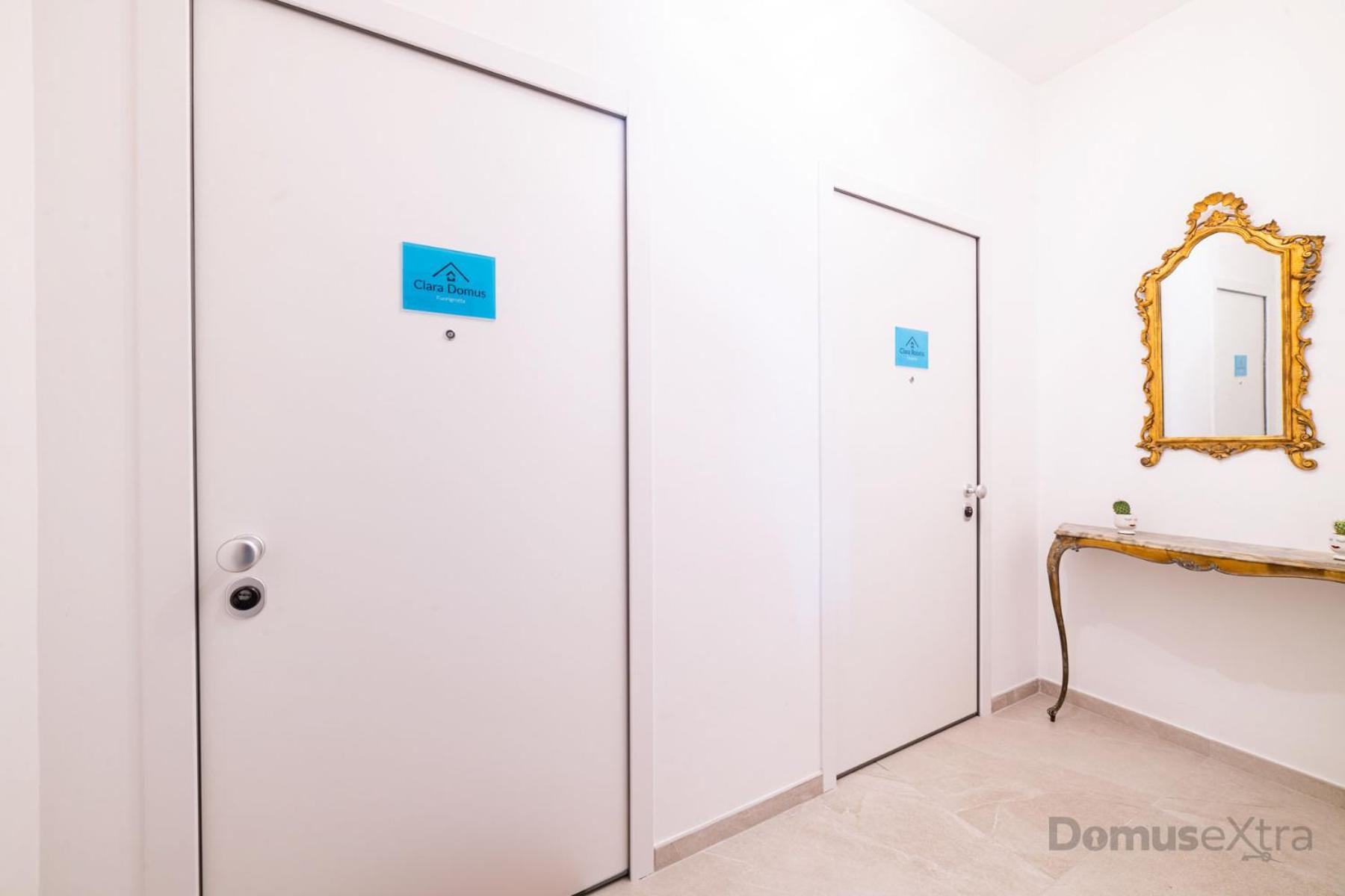 Clara Domus By Domusextra Lägenhet Neapel Exteriör bild